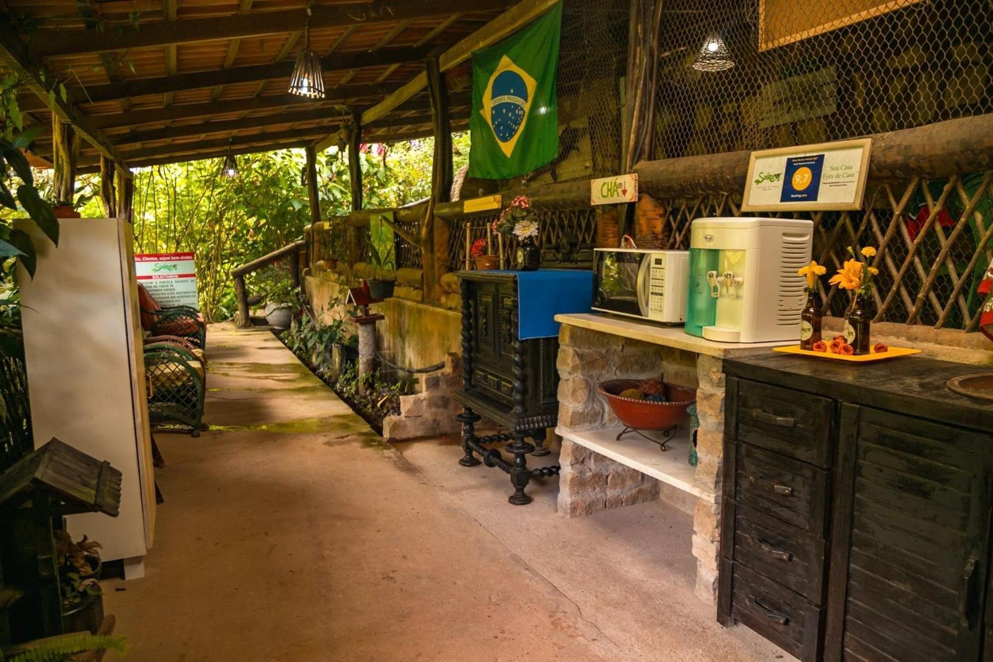 Saíra Recanto De Serra Pensión